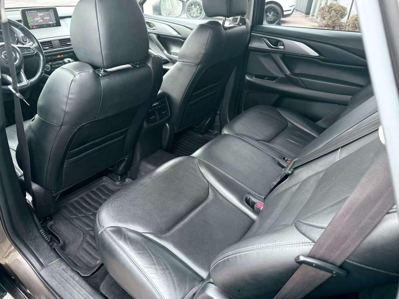 2017 Mazda CX-9 GS-L CleanCarfax FullServiceRecord 7Seats Leather Photo