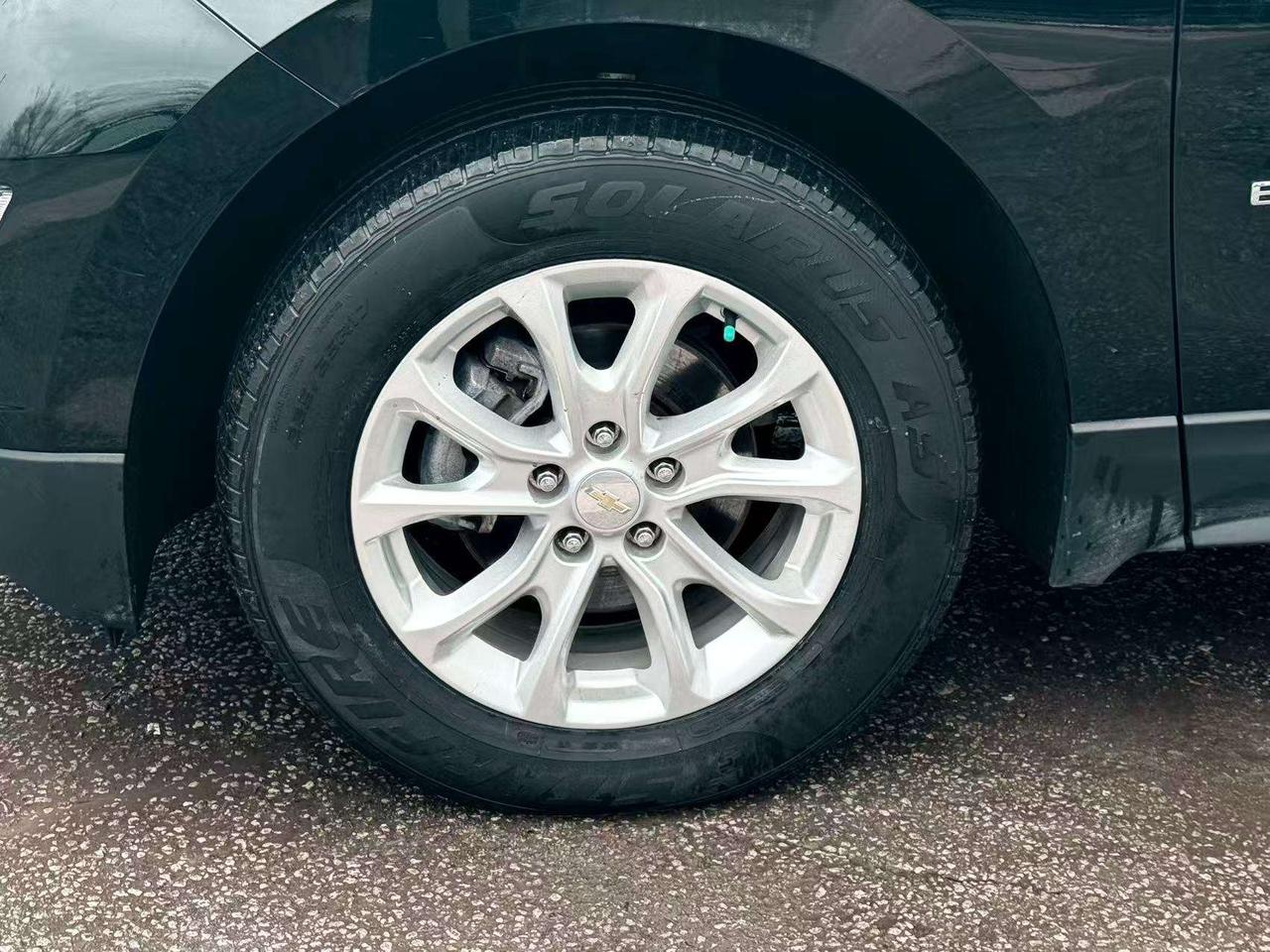 2018 Chevrolet Equinox AWD CleanCarfax LargeDisplay FullColorDash Panorof Photo