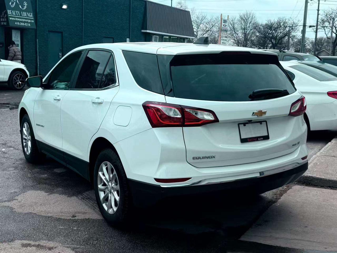 2021 Chevrolet Equinox LT Photo