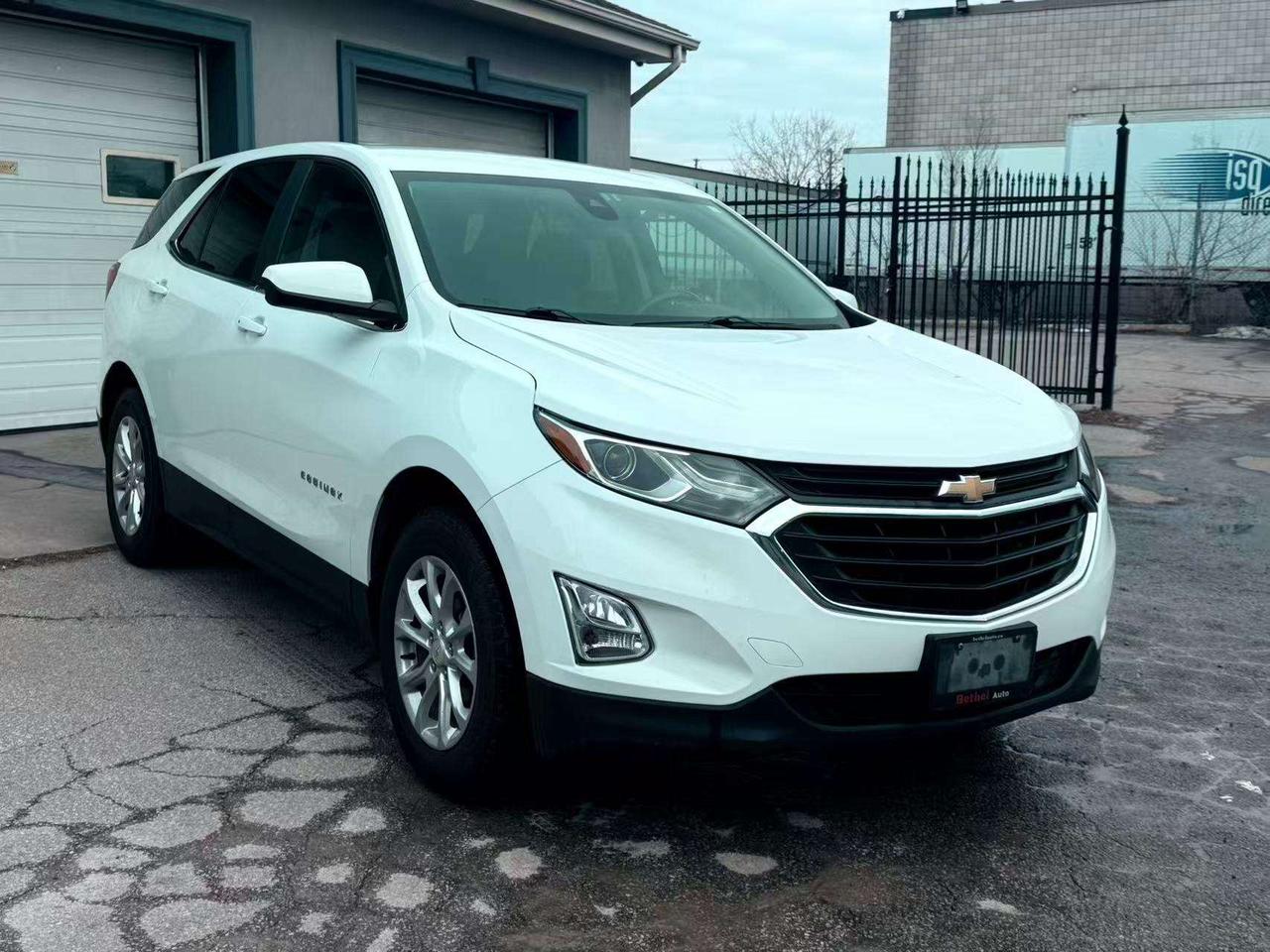 2021 Chevrolet Equinox LT Photo