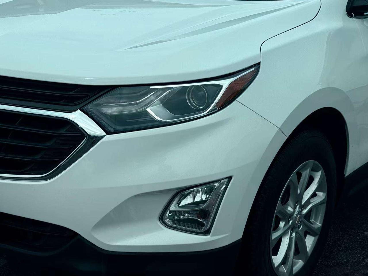 2021 Chevrolet Equinox LT Photo