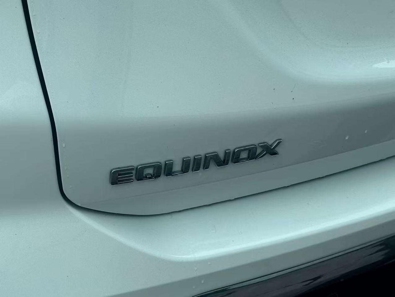 2021 Chevrolet Equinox LT Photo