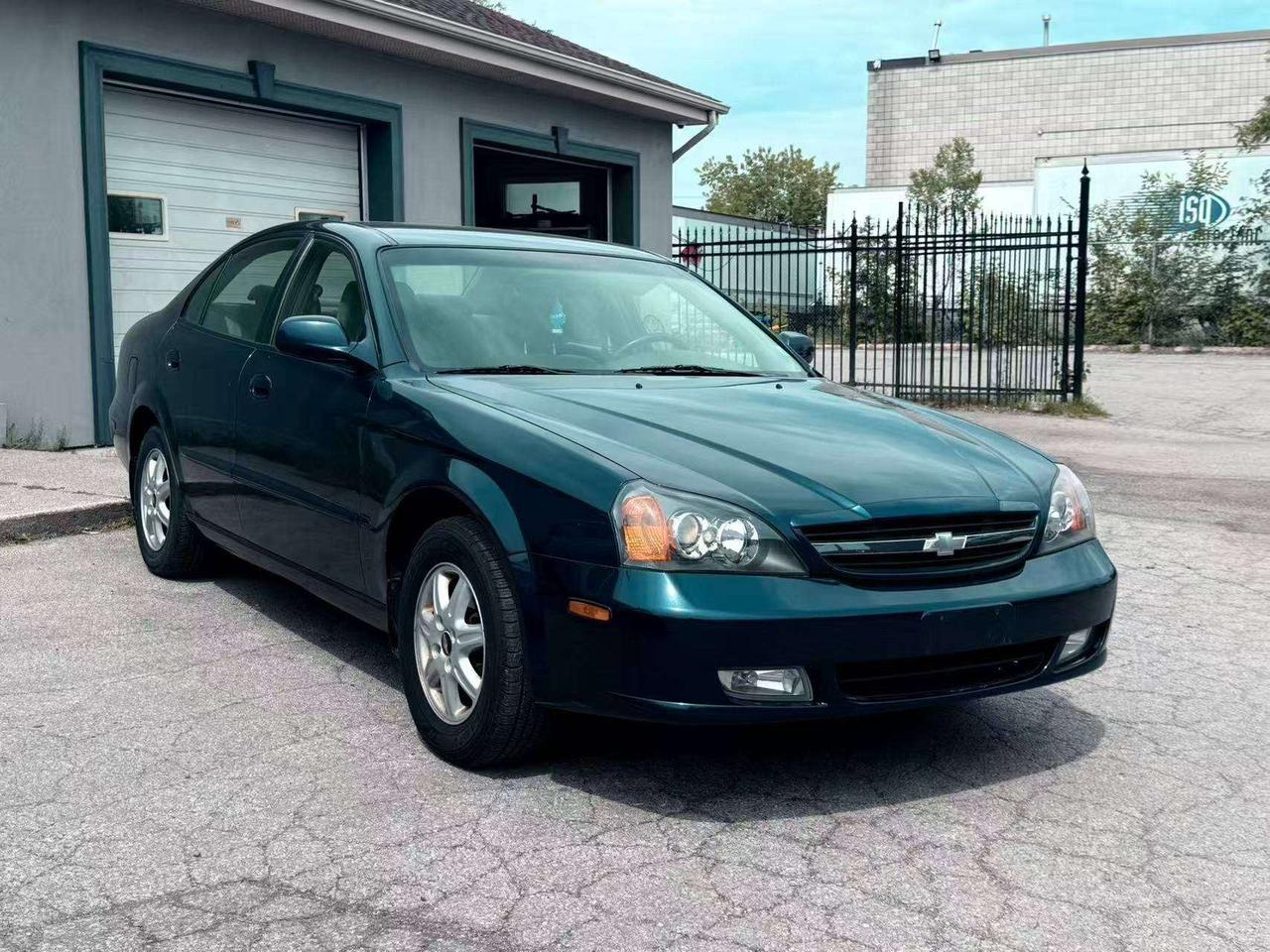 2004 Chevrolet Epica LS Photo