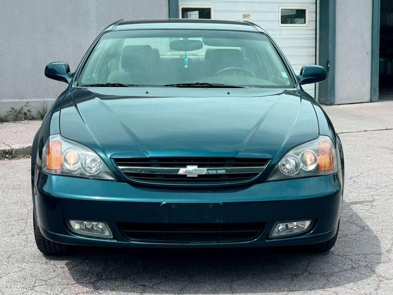 2004 Chevrolet Epica LS Photo
