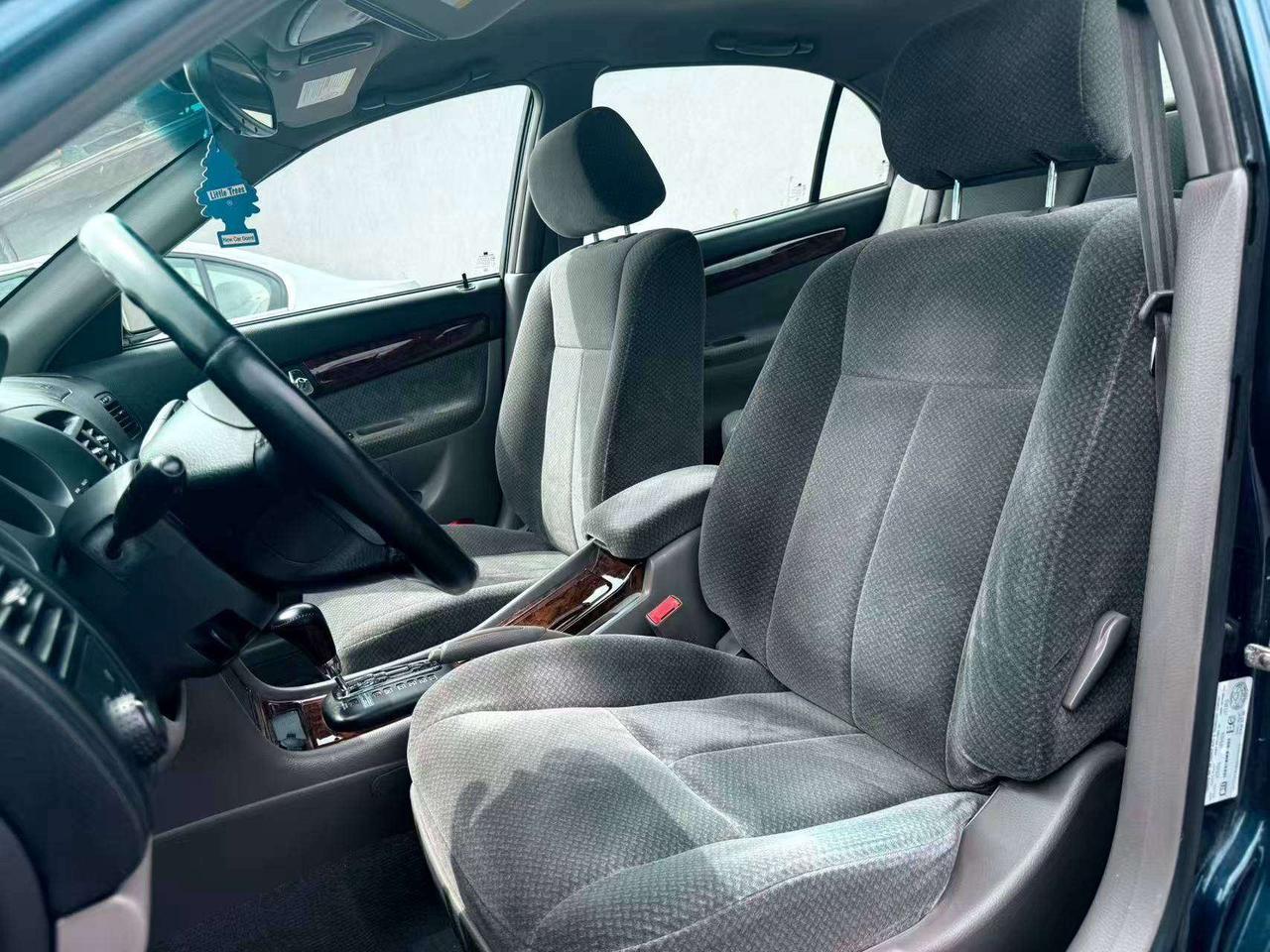 2004 Chevrolet Epica LS Photo