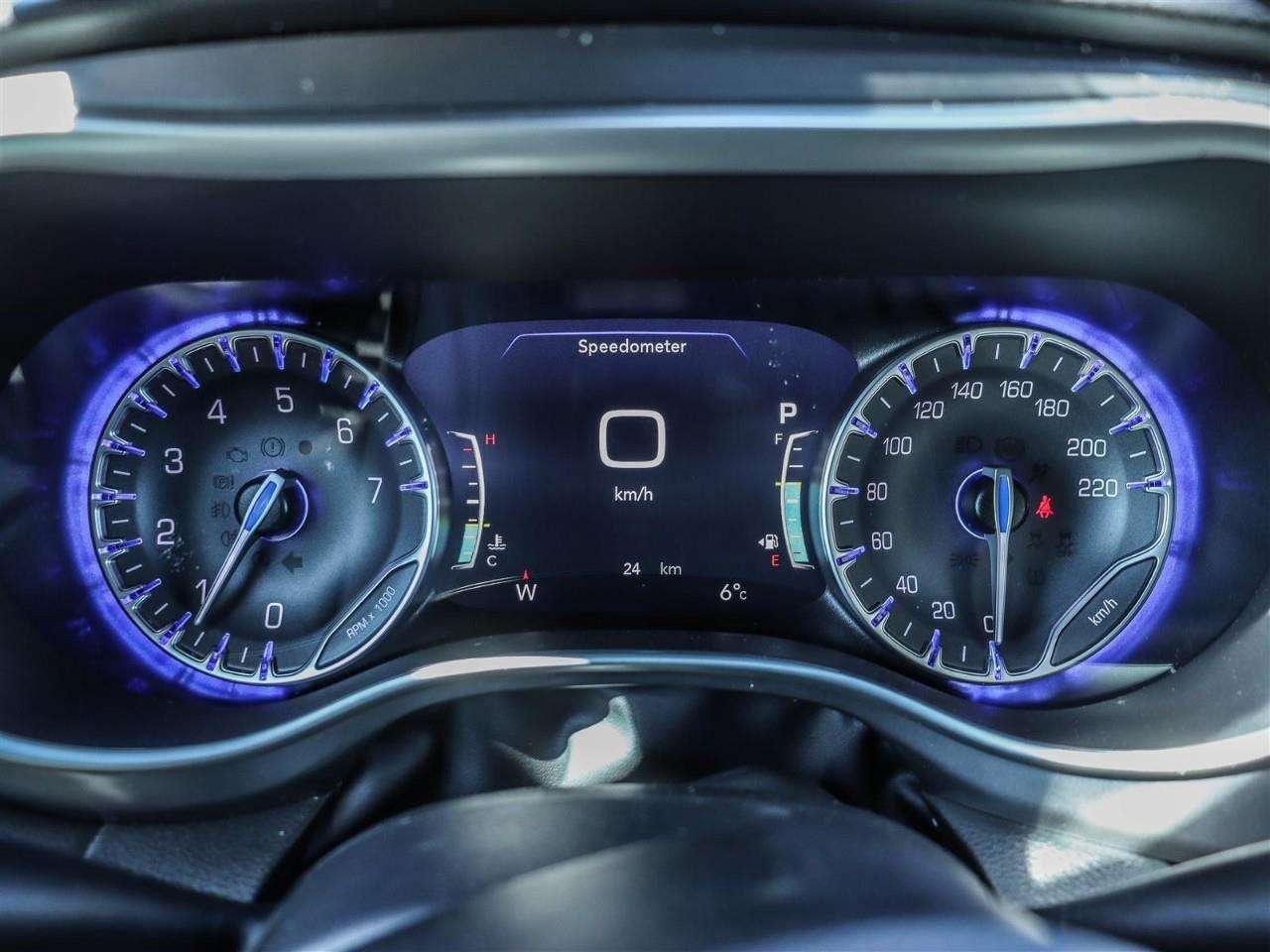 2026 Chrysler Grand Caravan SXT Photo