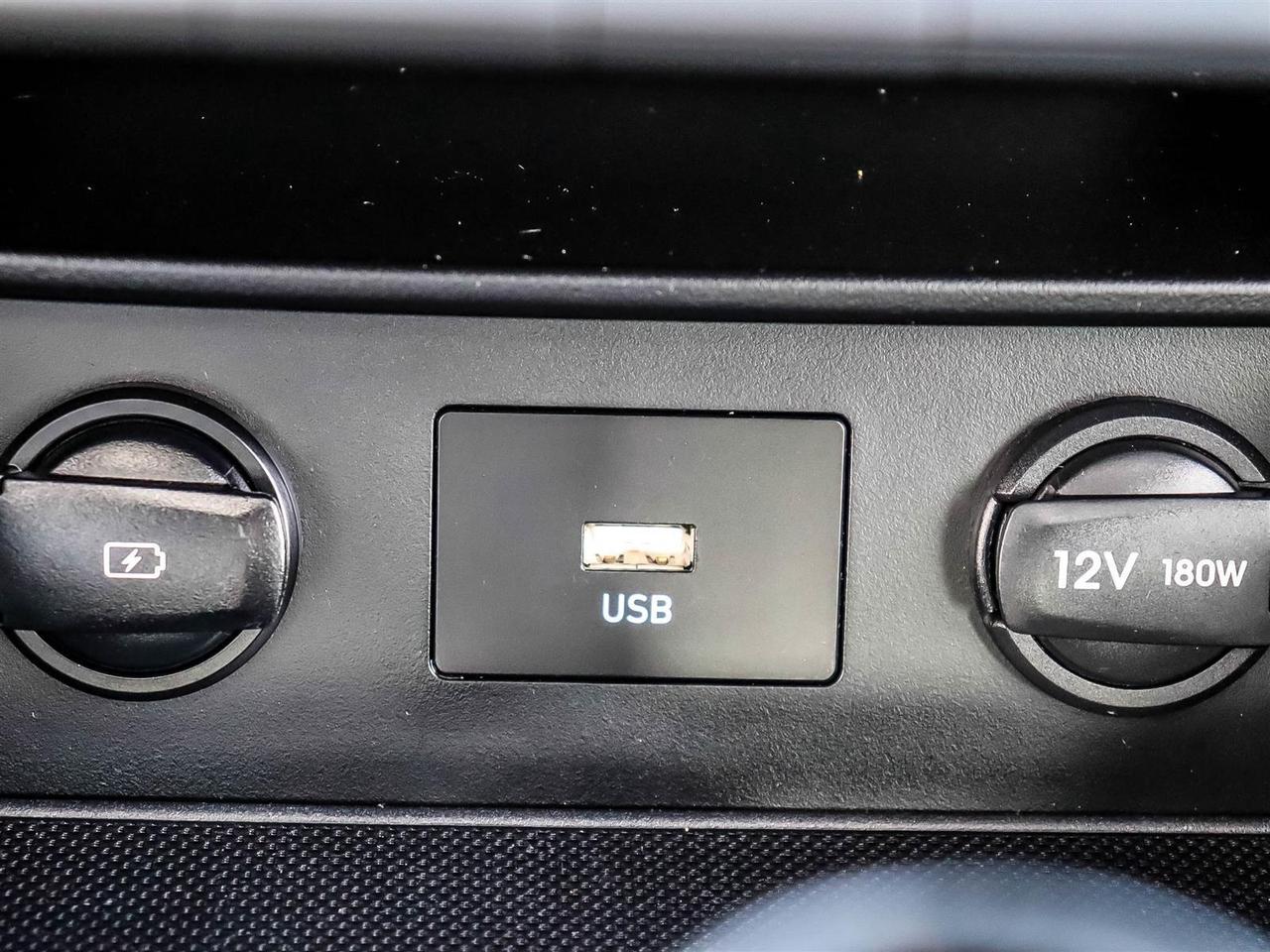 2022 Hyundai KONA Preferred Photo