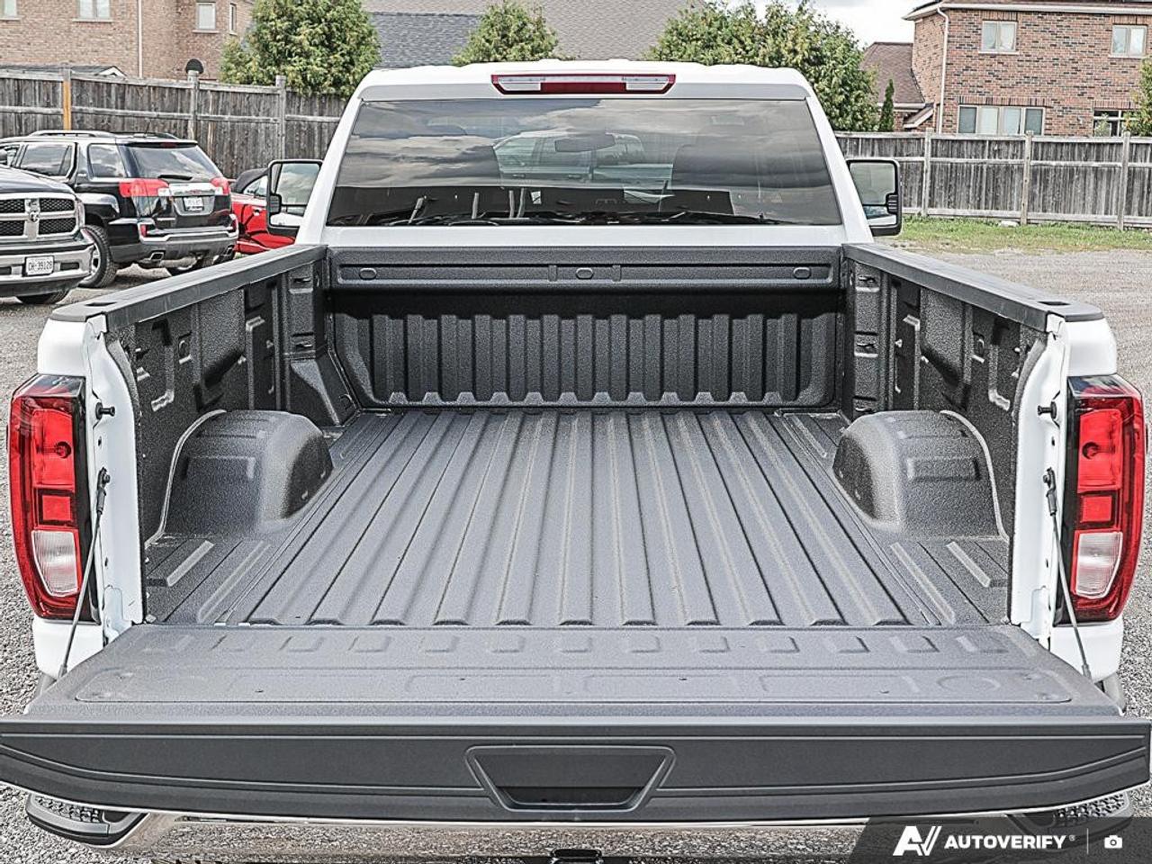 2026 GMC SIERRA 2500HD Double Cab Long Box 4-Wheel Drive Pro Photo