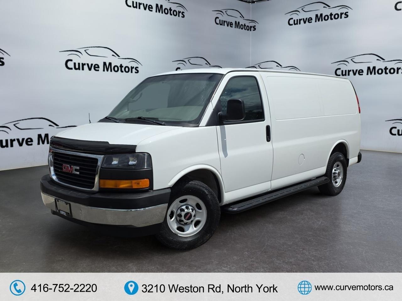 2017 GMC Savana 2500 135 4.8L 8 CYLINDER * NO ACCIDENTS / LOW KM / Photo