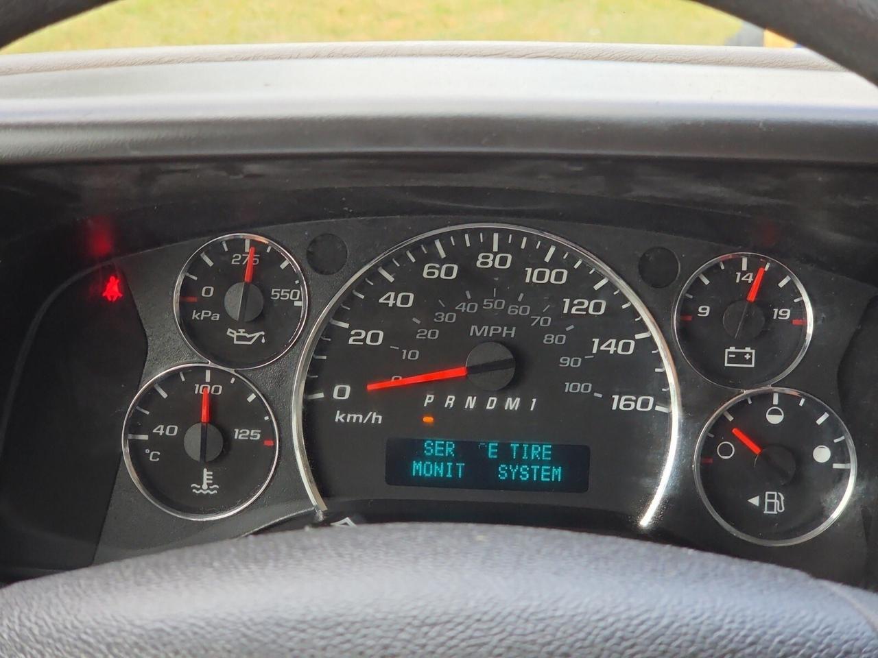 2017 GMC Savana 2500 135 4.8L 8 CYLINDER * NO ACCIDENTS / LOW KM / Photo