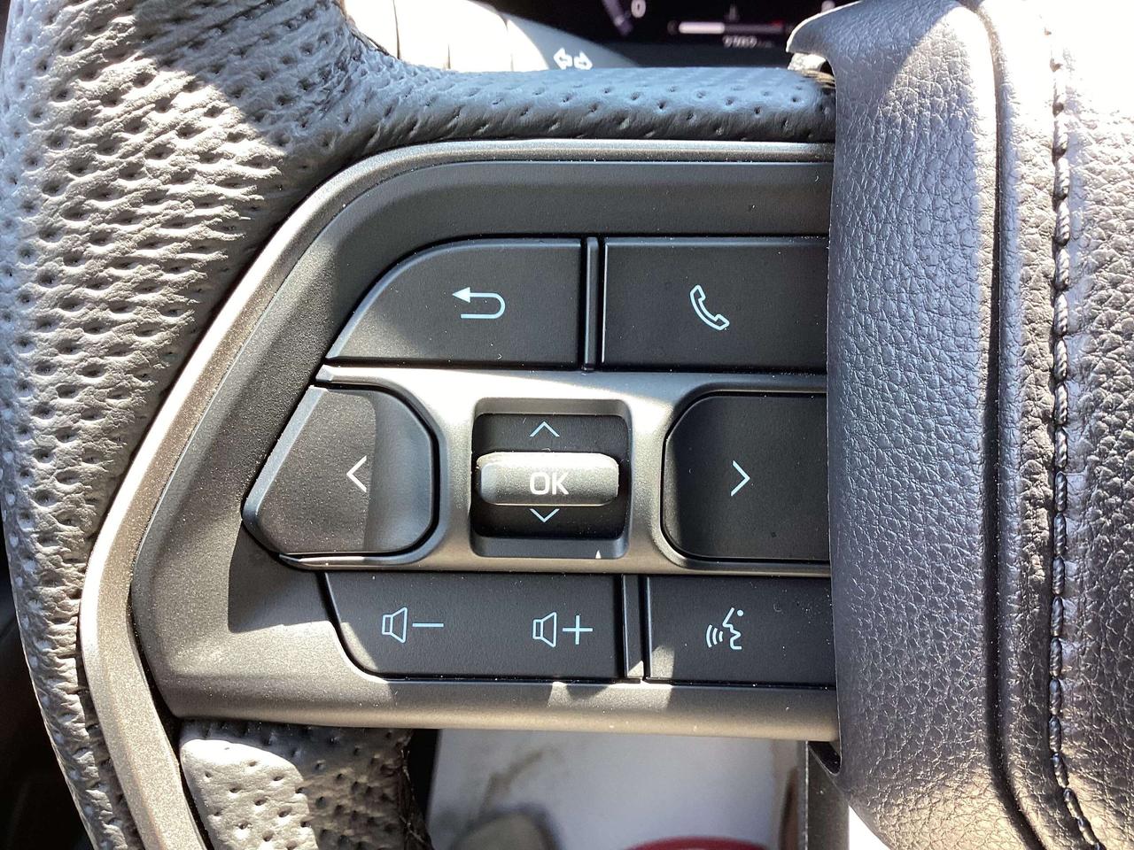 2026 Toyota Tacoma Double Cab TRD SPORT + Photo