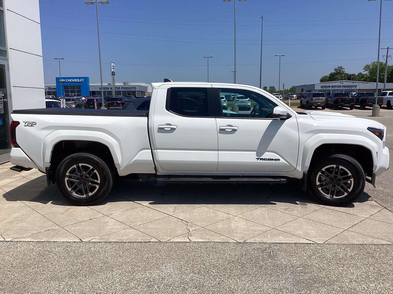 2026 Toyota Tacoma Double Cab TRD SPORT + Photo