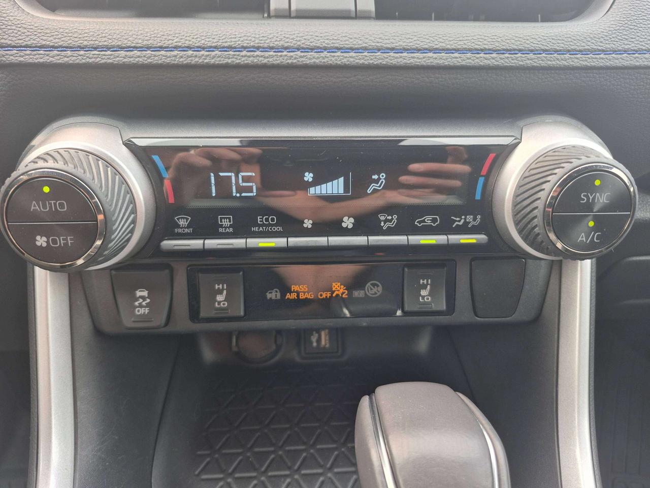 2023 Toyota RAV4 se Photo