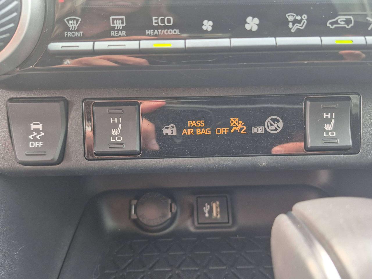 2023 Toyota RAV4 se Photo