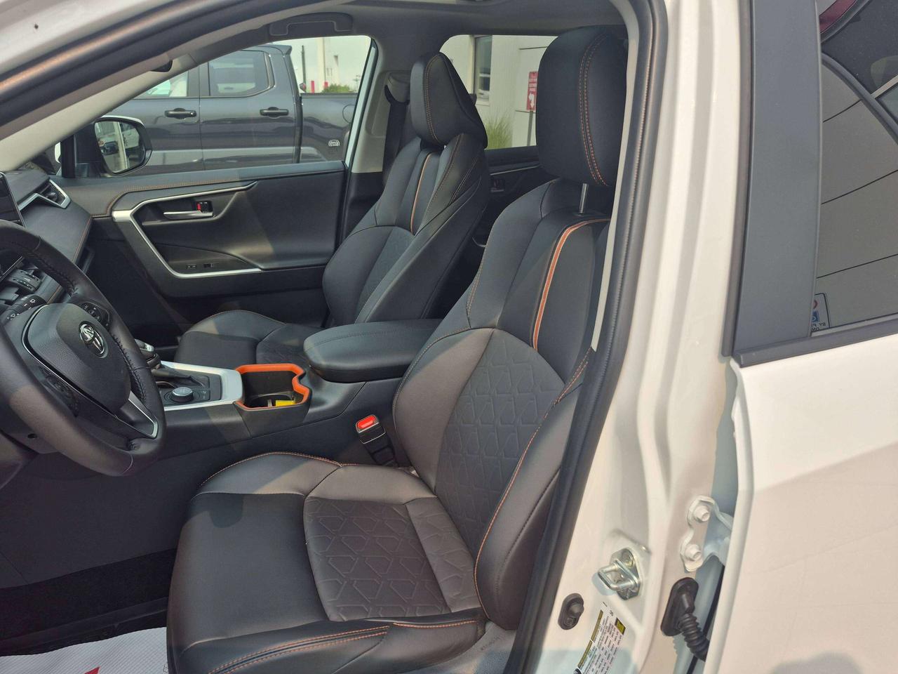 2024 Toyota RAV4 TRAIL Photo