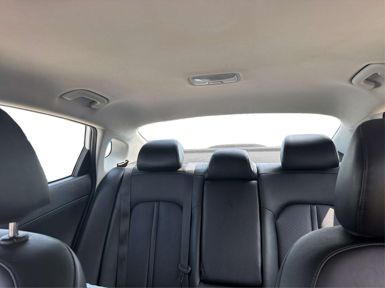 2020 Kia Optima EX Photo