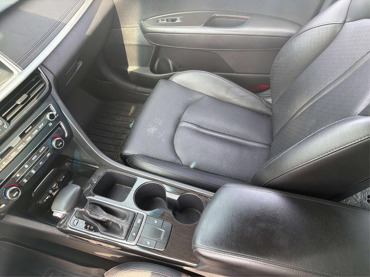 2020 Kia Optima EX Photo