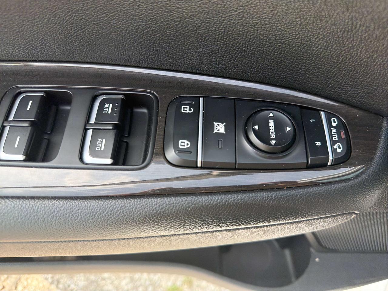 2020 Kia Optima EX Photo