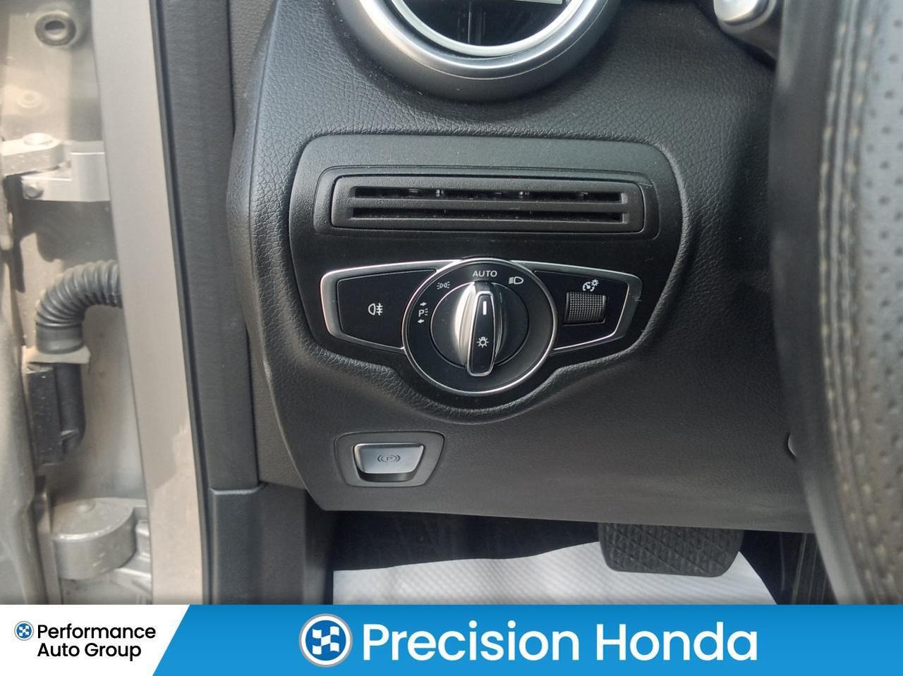 2020 Mercedes-Benz AMG GLC 43 GLC 300 Navigation Leather  Heated Seats Photo