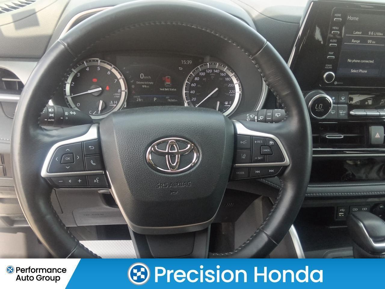 2022 Toyota Highlander XLE   Carplay   Heated Seats   Sunroof Photo