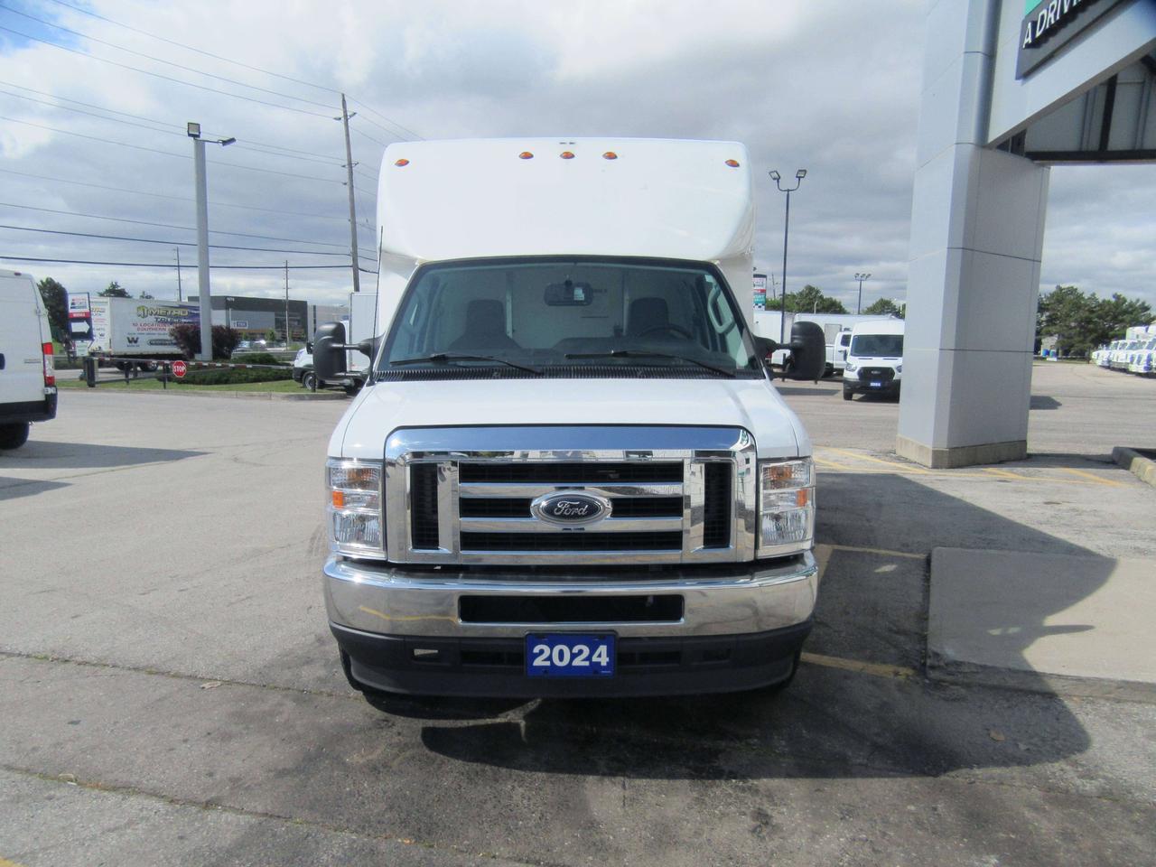 2024 Ford E-Series 16FT AEROCELL HIGH BOX CUBE VAN WITH SHELVING Photo