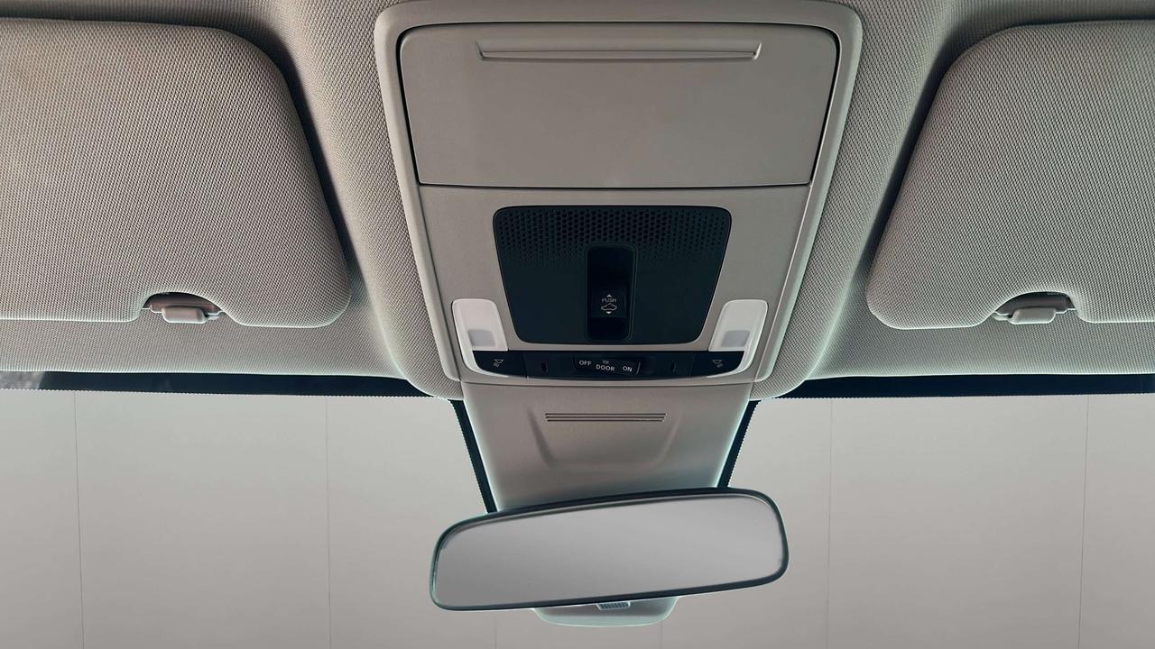 2025 Honda CR-V Sport Photo