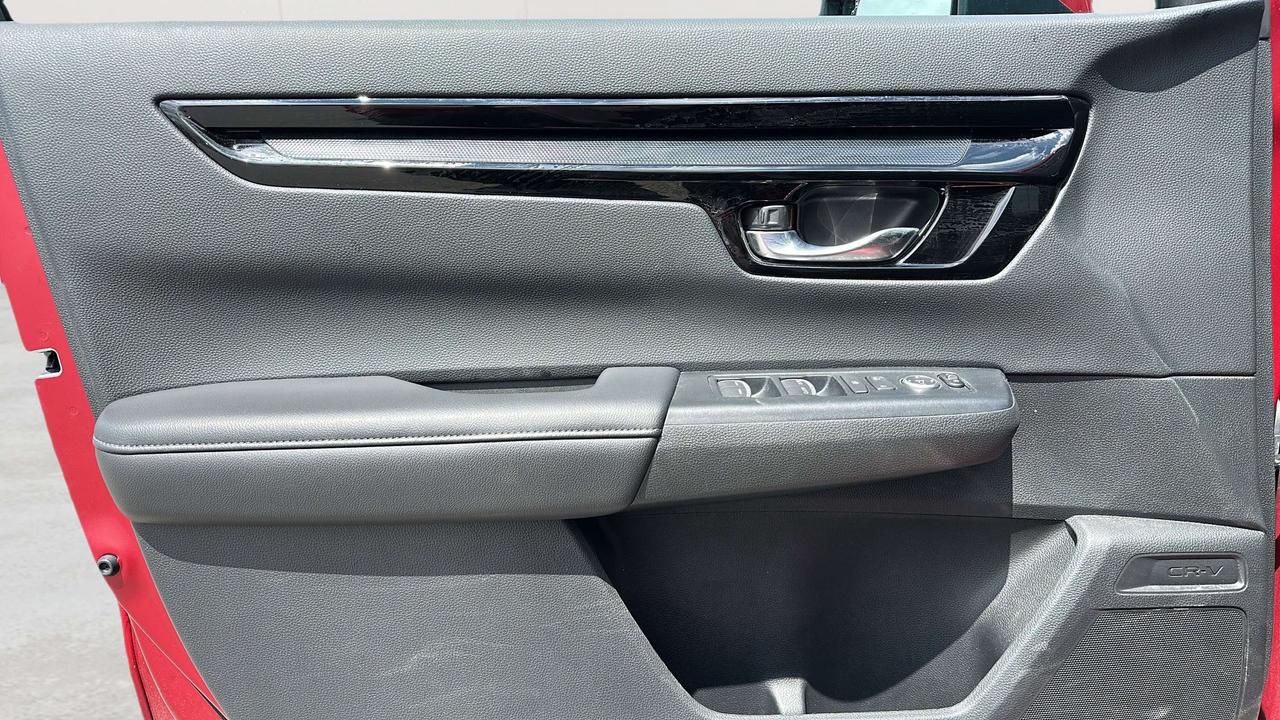 2025 Honda CR-V Sport Photo