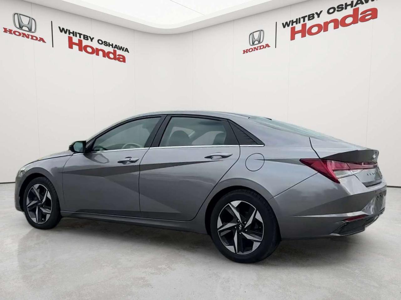 2023 Hyundai Elantra Limited Photo