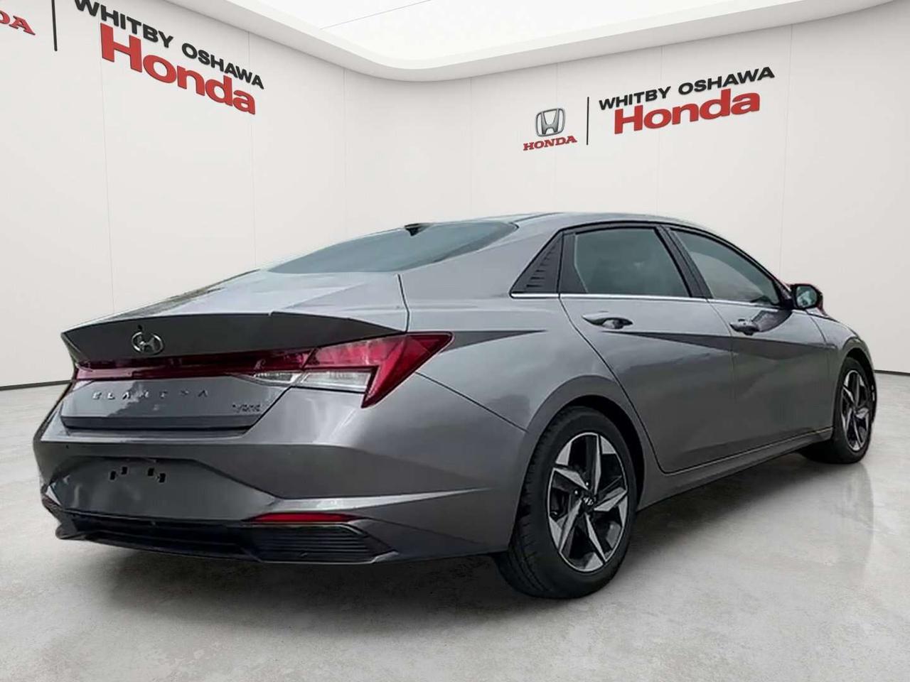 2023 Hyundai Elantra Limited Photo