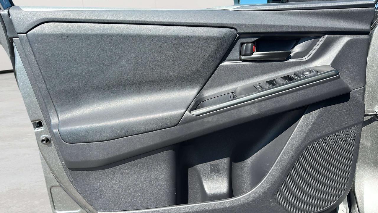 2026 Toyota bZ XLE Photo