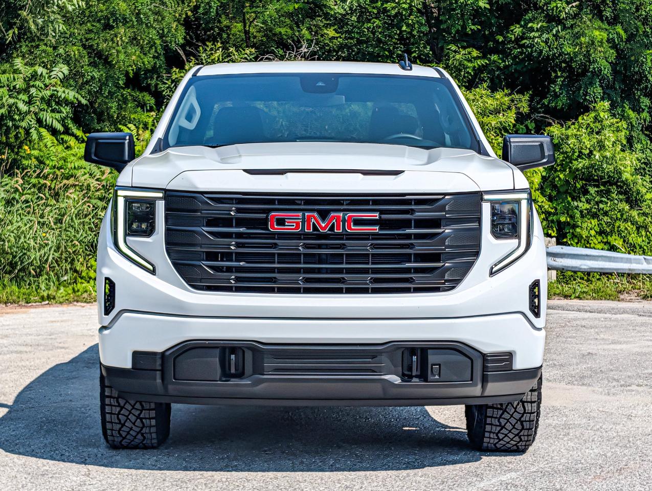 2026 GMC Sierra 1500 PRO Photo
