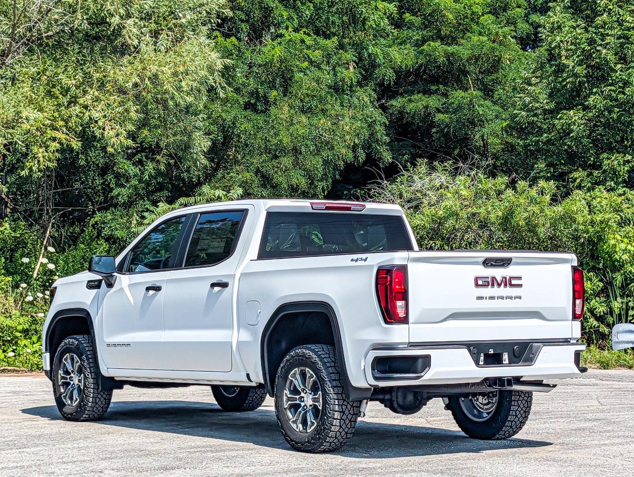 2026 GMC Sierra 1500 PRO Photo