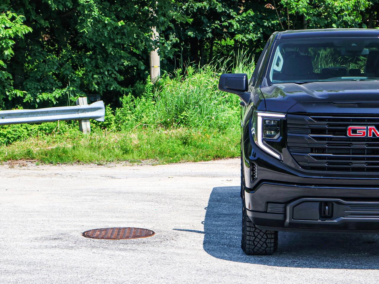 2026 GMC Sierra 1500 PRO Photo