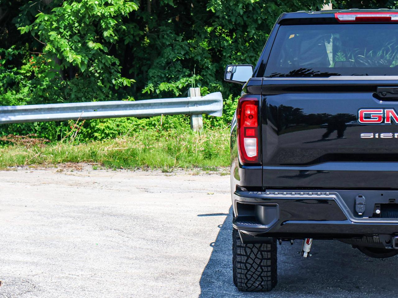 2026 GMC Sierra 1500 PRO Photo