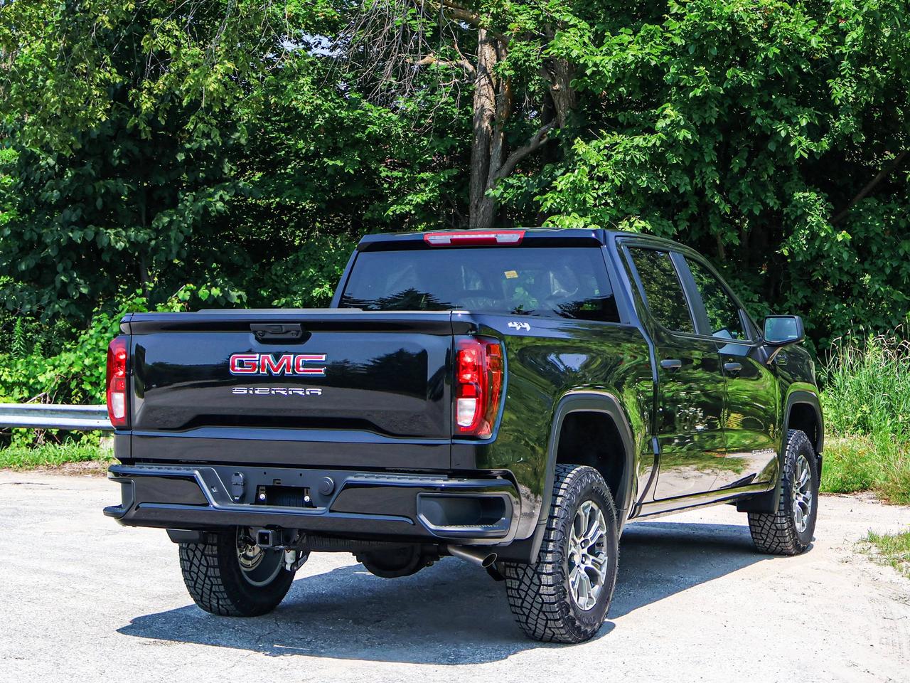 2026 GMC Sierra 1500 PRO Photo