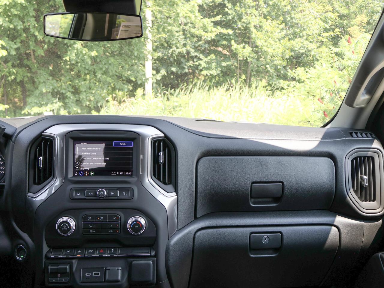 2026 GMC Sierra 1500 PRO Photo