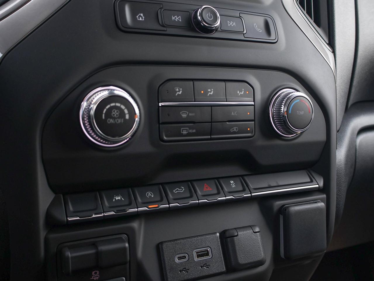 2026 GMC Sierra 1500 PRO Photo