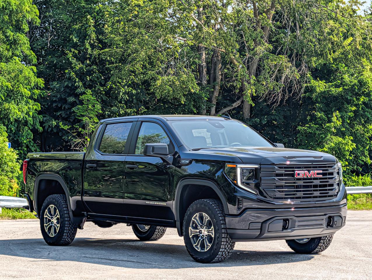 2026 GMC Sierra 1500 PRO Photo