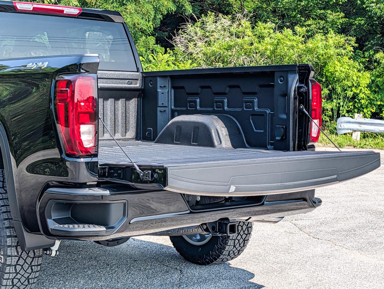 2026 GMC Sierra 1500 PRO Photo