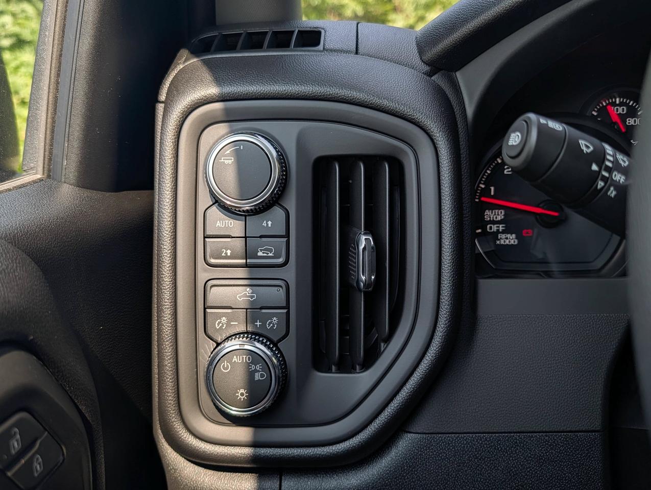 2026 GMC Sierra 1500 PRO Photo
