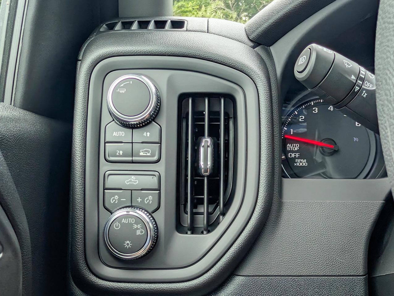 2026 GMC Sierra 1500 PRO Photo