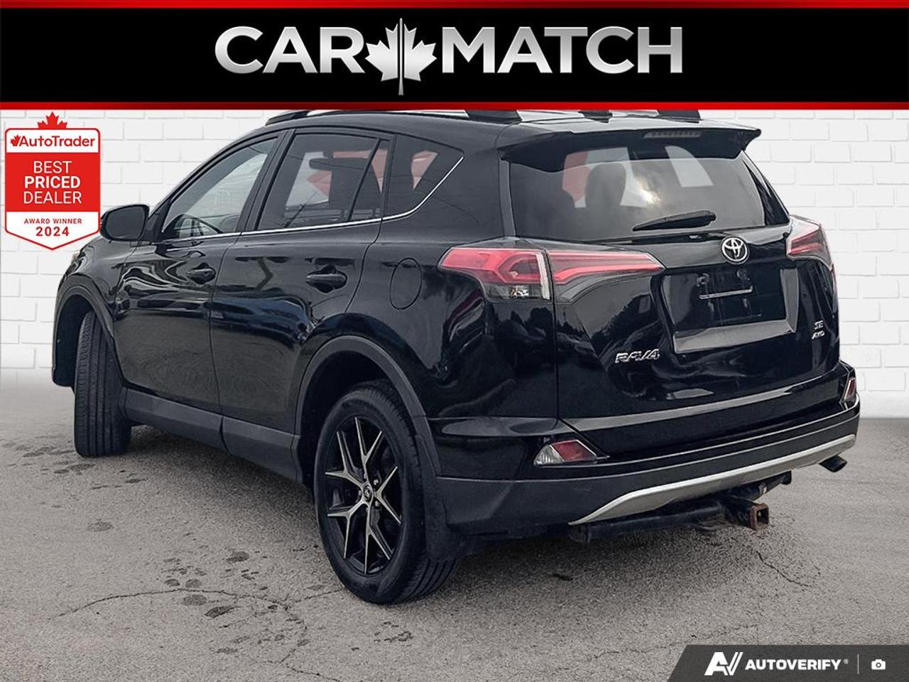 2016 Toyota RAV4 SE / LEATHER / HTD SEATS / ROOF / AWD / BLINDSPOT Photo