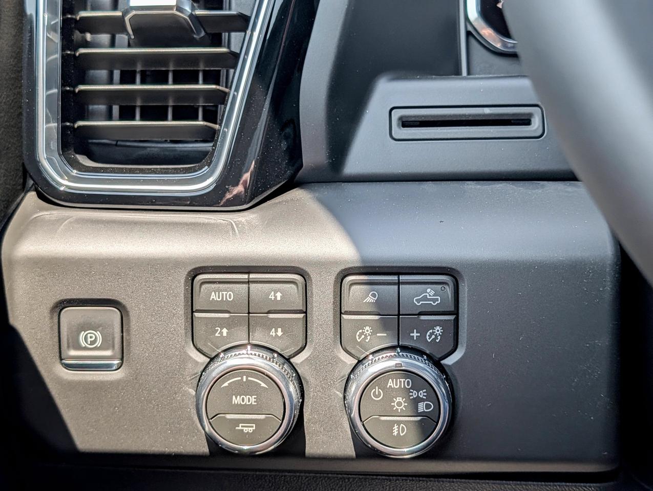 2026 GMC Sierra 1500 Denali Photo