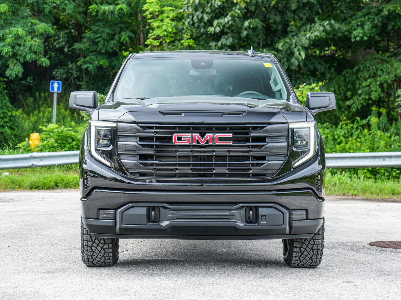 2026 GMC Sierra 1500 PRO Photo