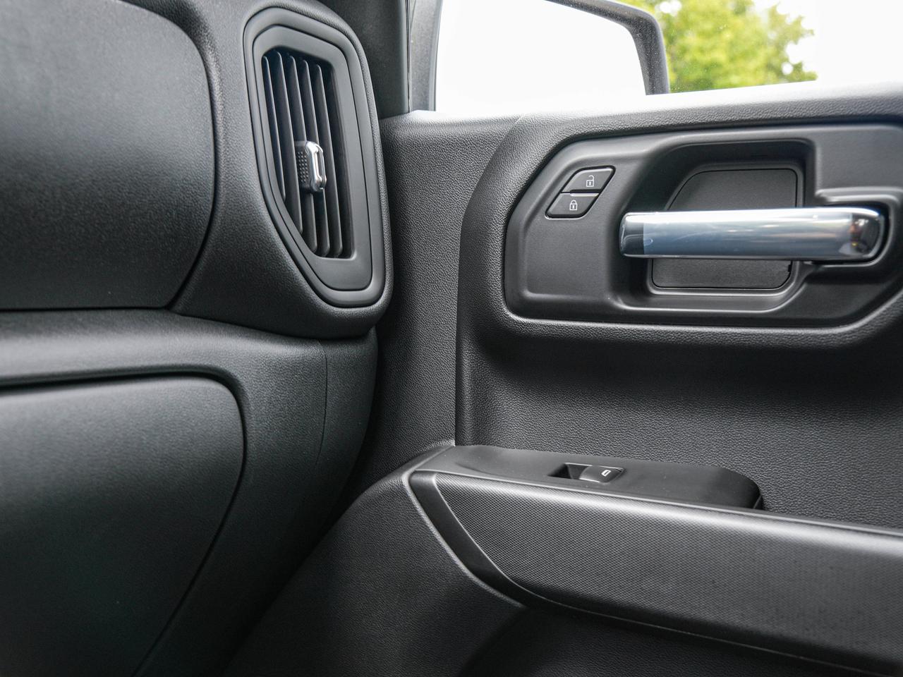 2026 GMC Sierra 1500 PRO Photo