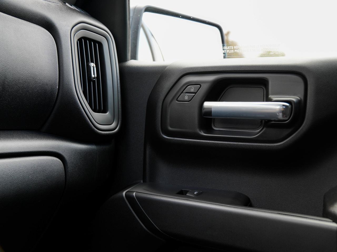 2026 GMC Sierra 1500 PRO Photo