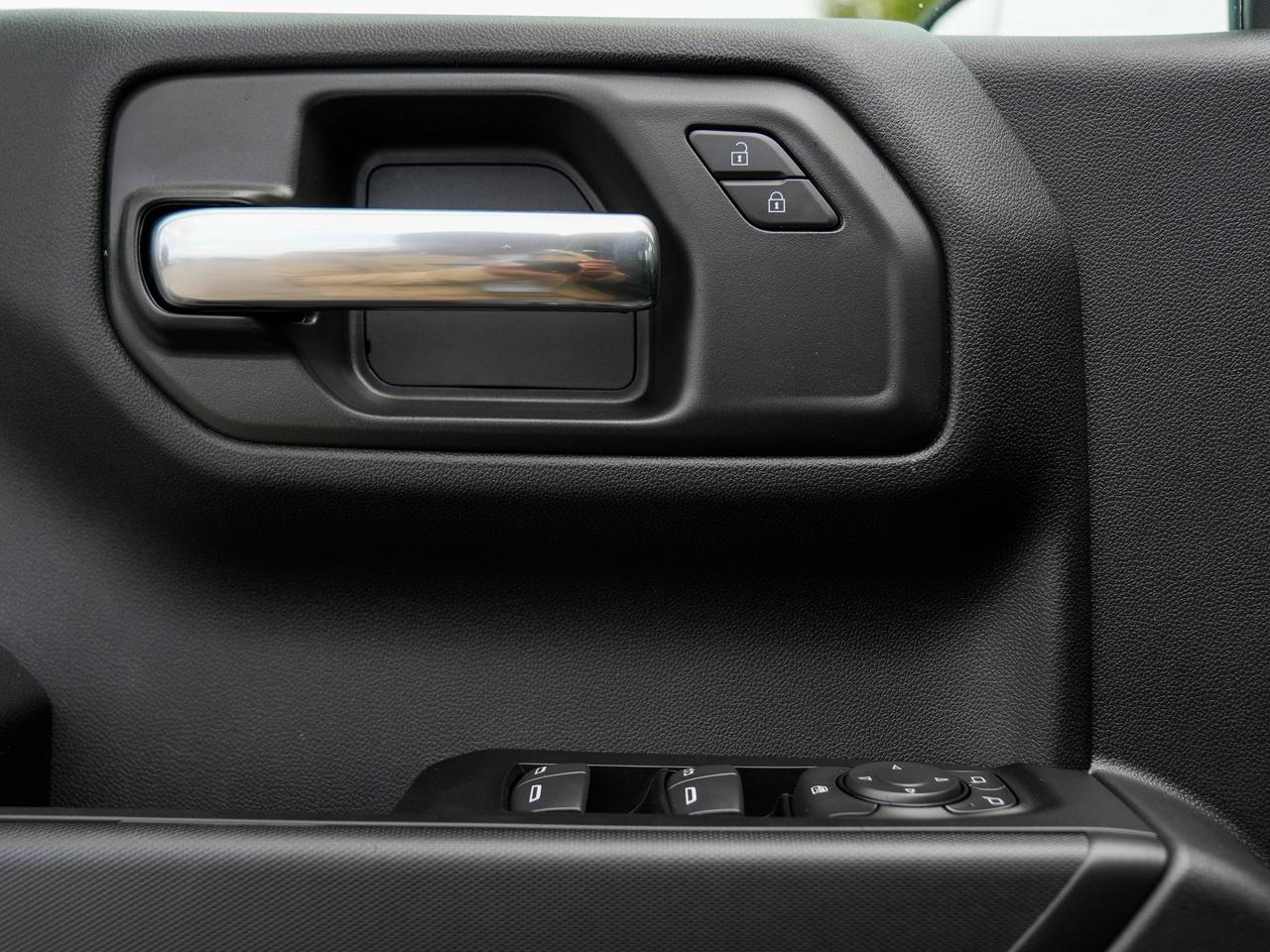2026 GMC Sierra 1500 PRO Photo
