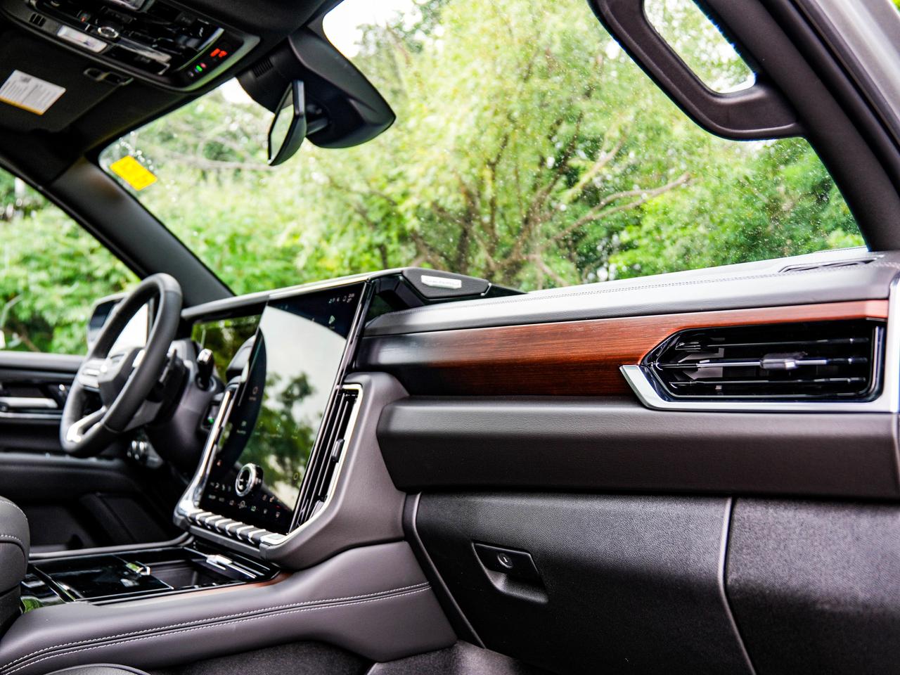 2026 GMC Yukon XL Denali Photo