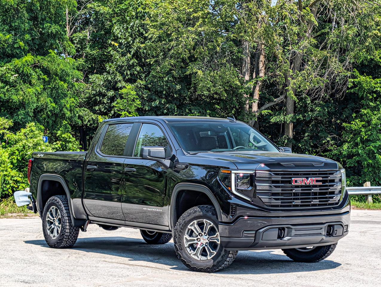 2026 GMC Sierra 1500 PRO Photo