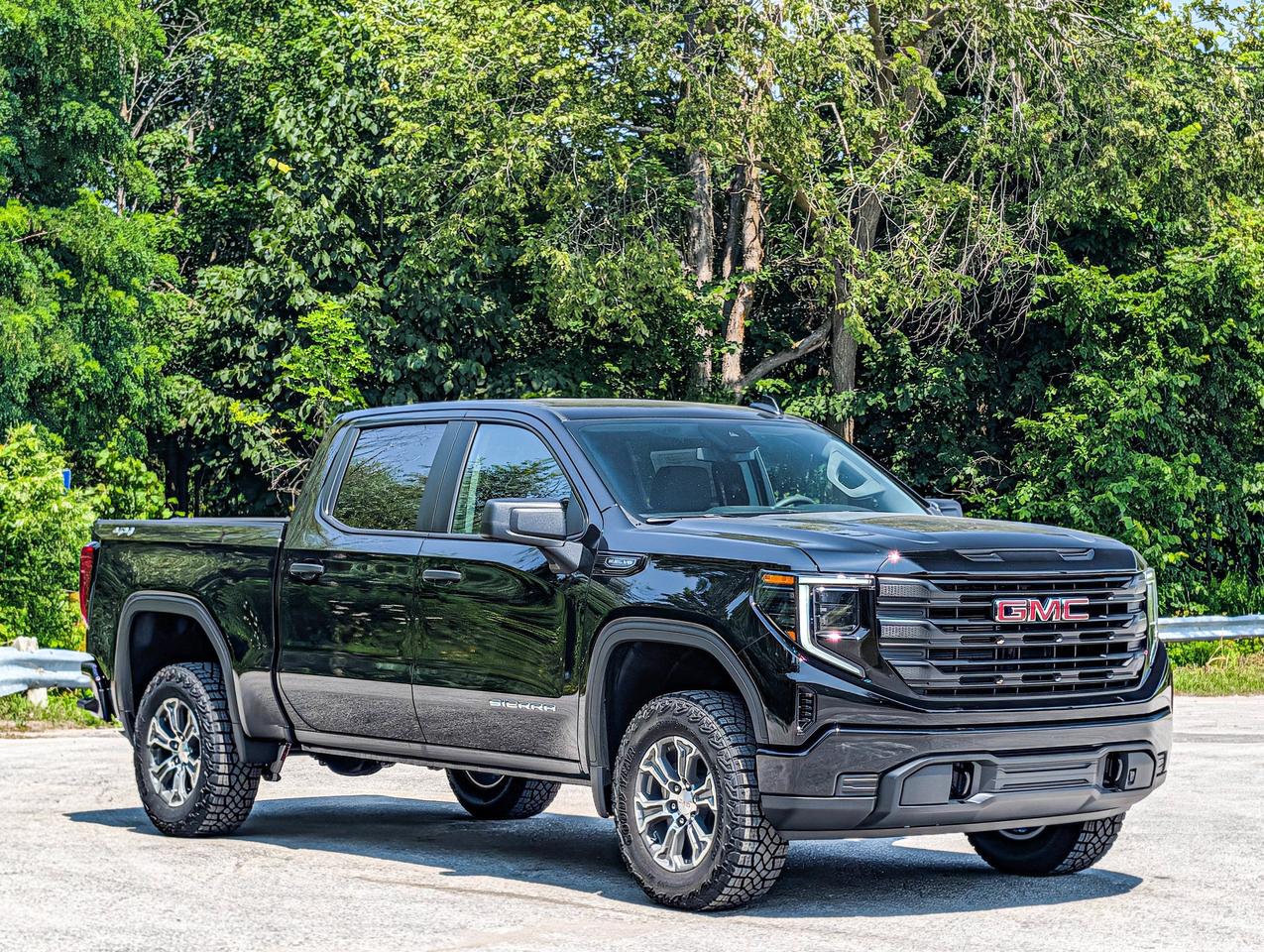 2026 GMC Sierra 1500 PRO Photo